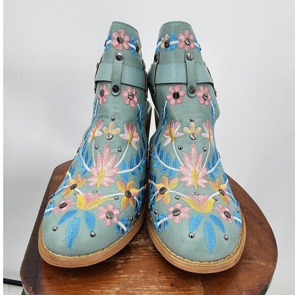 New NWOB Turquoise Floral Booties Size 10 Embroidered Boho Indy - Picture 9 of 15